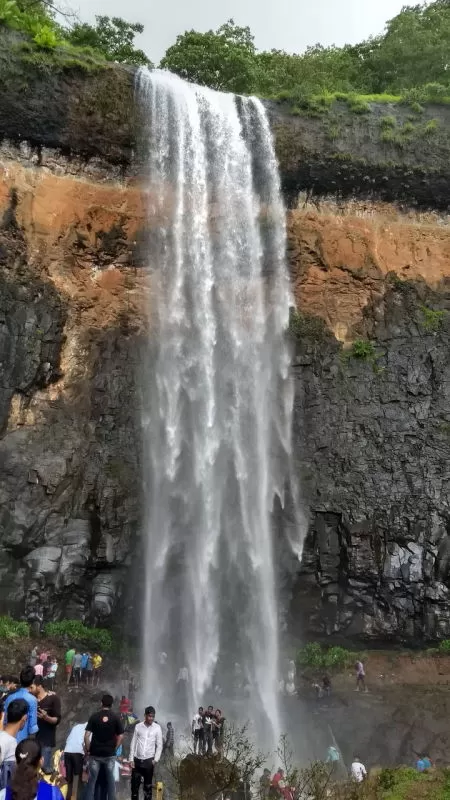Photo of SawatSada Waterfall, Mumbai - Goa Highway, Chiplun, Maharashtra, India by Harikrishna Natrajan