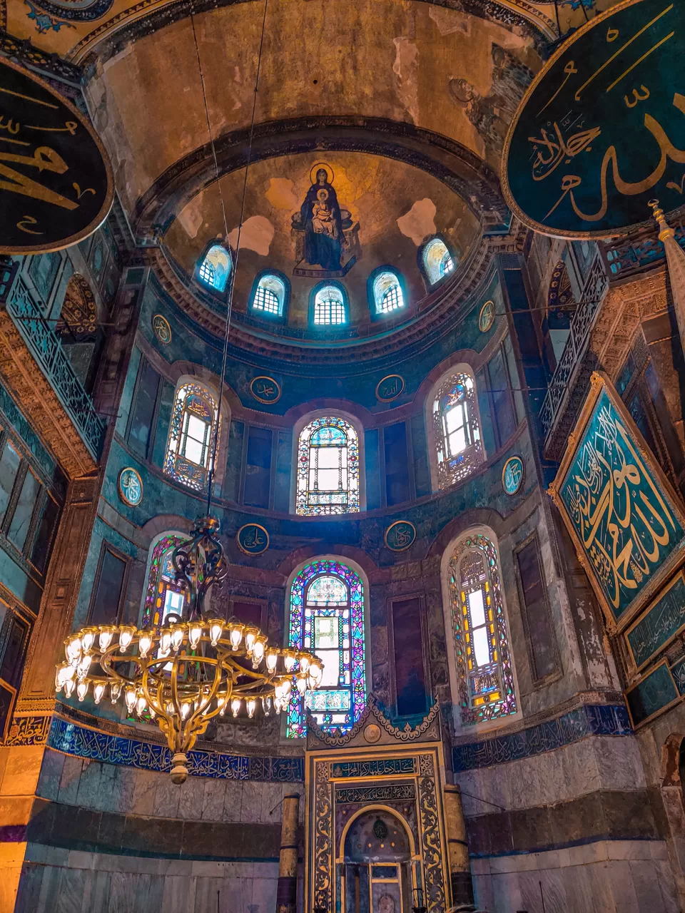 Photo of An offbeat, laid back, 3 day itinerary for Istanbul by Kheervani