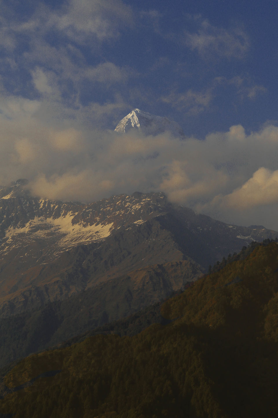 Photo of A 4 day trek to the mighty Himalayas in Nepal- Ghorepani Poon Hill 22/41 by Kheervani