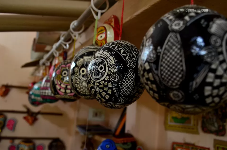 Photo of One Chapter At A Time, This Indian Heritage Village Is Telling Stories Through Art by Dipanwita Chakraborty