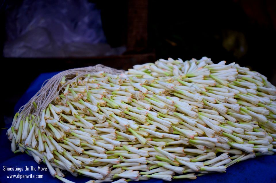 Photo of Mallik Ghat Flower Market- A Riot Of Colors Under Howrah Bridge 6/21 by Dipanwita Chakraborty
