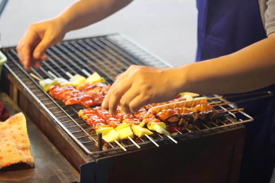 Photo of Jomtien Night Market, Na Chom Thian, Sattahip District, Chon Buri, Thailand by The VagabonG