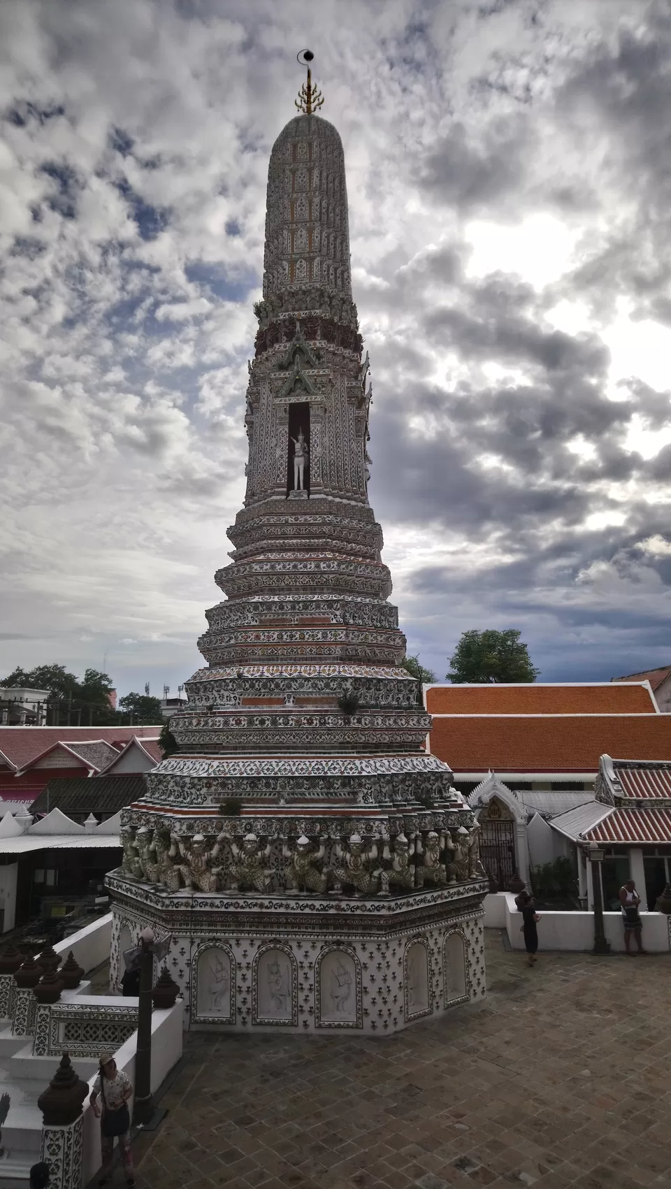 Photo of Wat Arun Ratchawararam (Temple of Dawn), Thanon Wang Doem, Wat Arun, Bangkok Yai, Bangkok, Thailand by The VagabonG