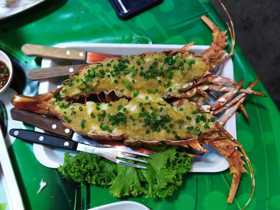 Photo of China Town, Yaowarat Road, Samphanthawong, Bangkok, Thailand by The VagabonG