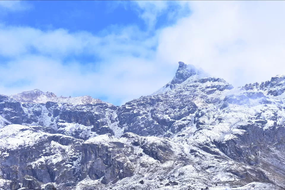 Photo of Black cliffs, green valley and fresh snow: All that make Kalapatthar a must visit in North Sikkim by kanaya dutta
