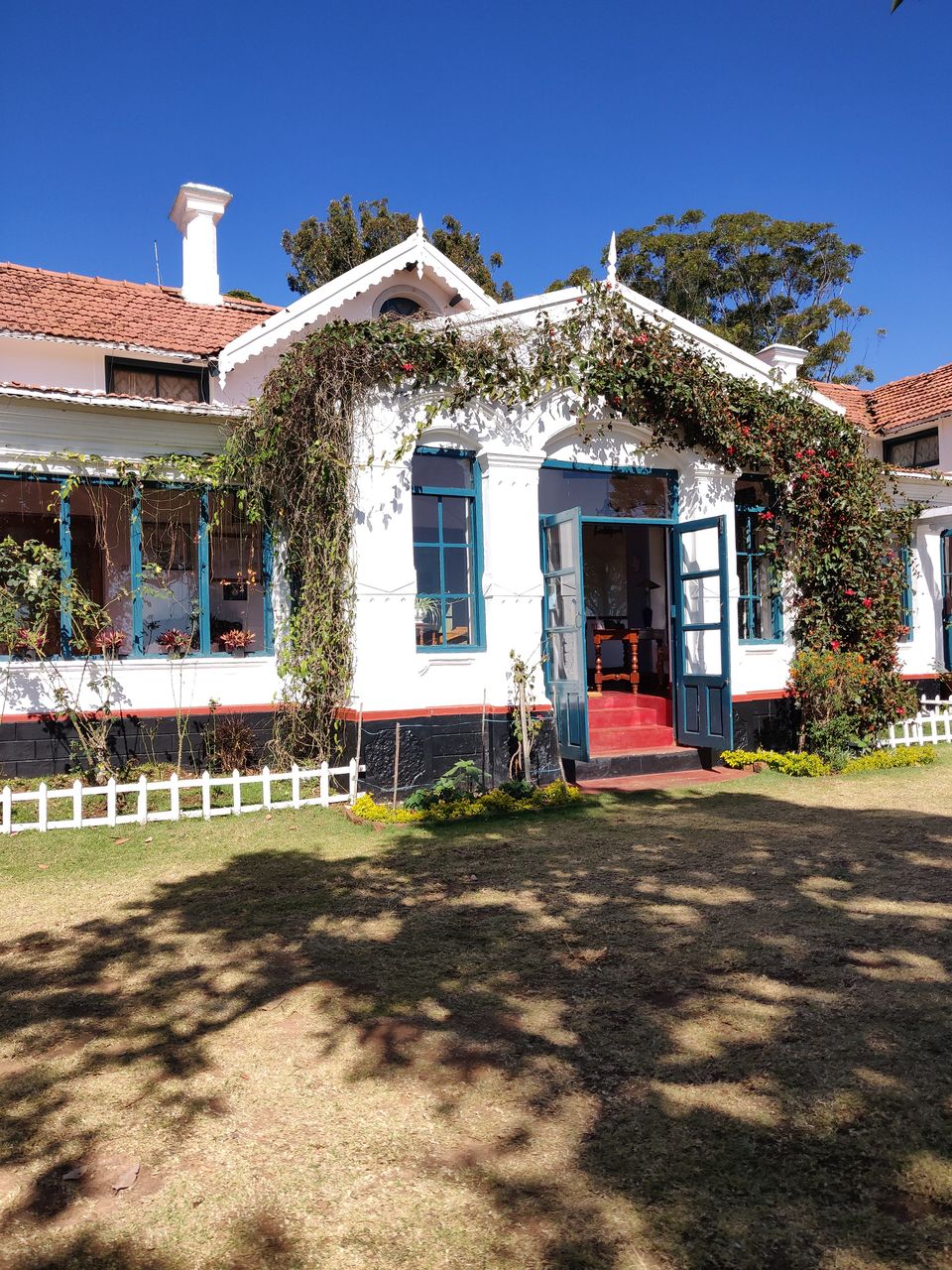 Photo of This cozy cafe in Coonoor will take your breathe away! by shahana jagalur