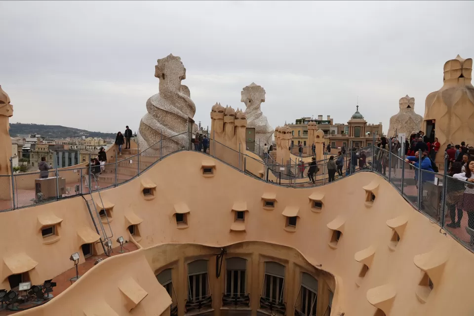 Photo of Casa Milà, Provença, Barcelona, Spain by Arijit Mullick