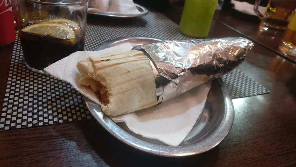 Photo of Restaurant Lluna d'Istambul, Carrer Gran de Gràcia, Barcelona, Spain by Arijit Mullick