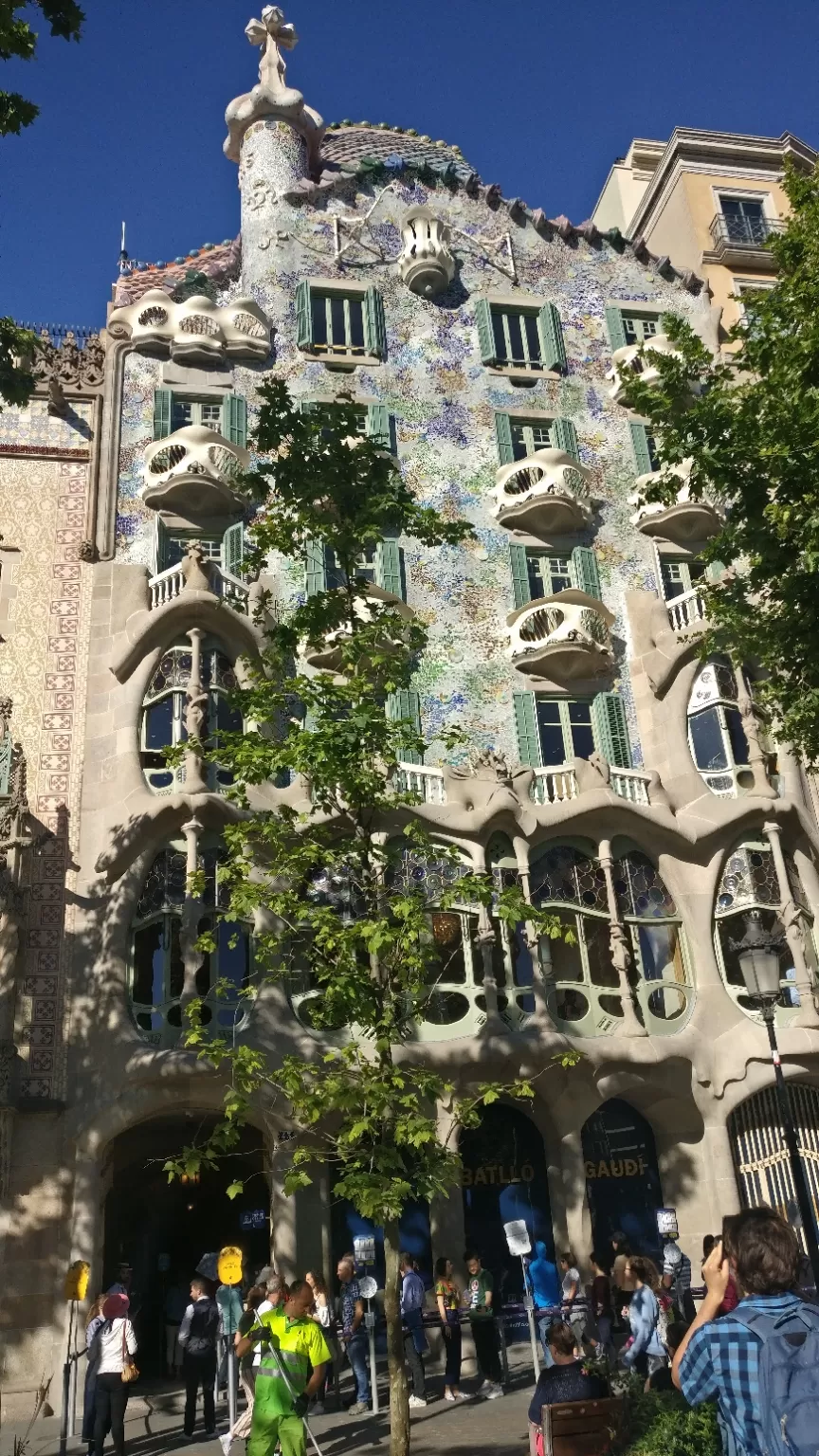 Photo of Casa Batlló, Passeig de Gràcia, Barcelona, Spain by Arijit Mullick