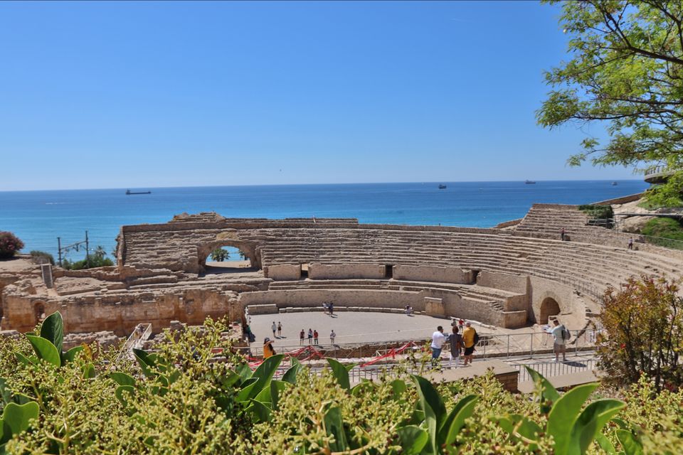 Photo of Amfiteatre de Tarragona, Parc de l'amfiteatre, Tarragona, Spain by Arijit Mullick