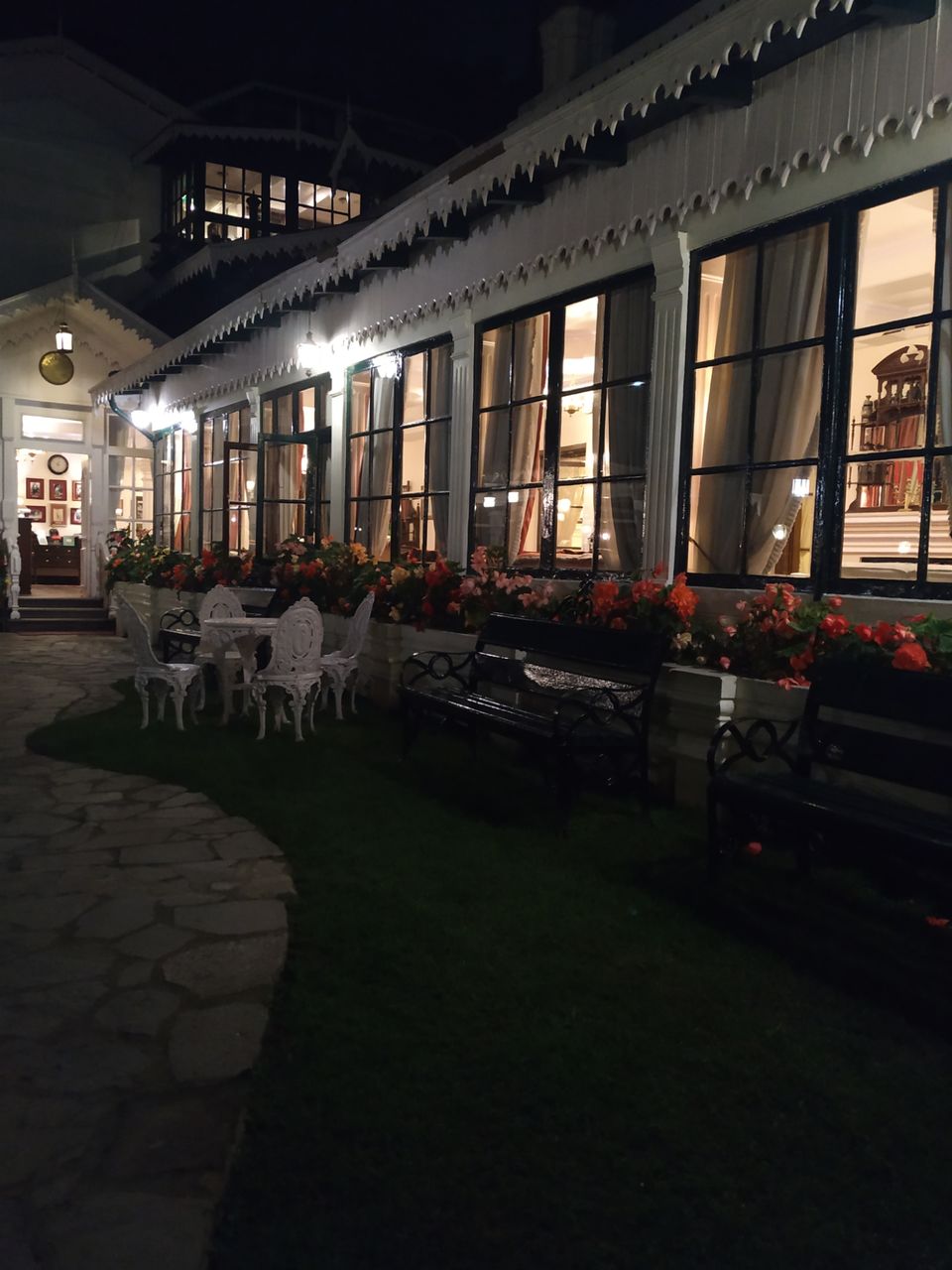 Photo of Luxurious Darjeeling tour by Triparna Banerjee
