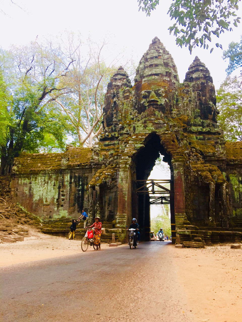 Photo of 2 Days Exploring the Amazing Temples & See the Real Rural Community Life of Cambodia. by Tel Han