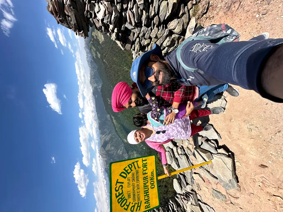 Photo of Tripoto mindful retreat का खूबसूरत एक दिन का ट्रेक: रघुपुर फोर्ट by Rajwinder Kaur