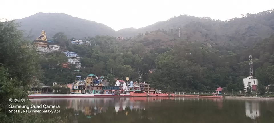 Photo of हिमाचल की पहाड़ियों में खूबसूरत झील के इधर उधर बसा रिवालसर by Rajwinder Kaur