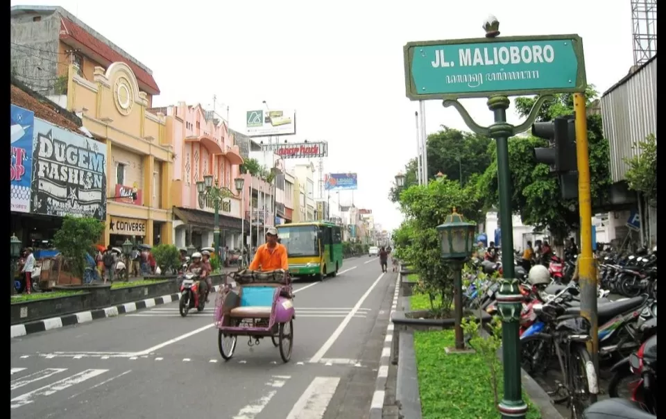 Photo of Divine Indonesia ...things to do in indonesia by Rajwinder Kaur