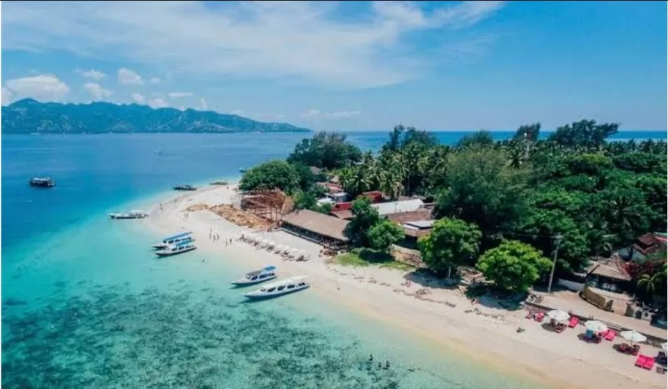 Photo of Divine Indonesia ...things to do in indonesia by Rajwinder Kaur