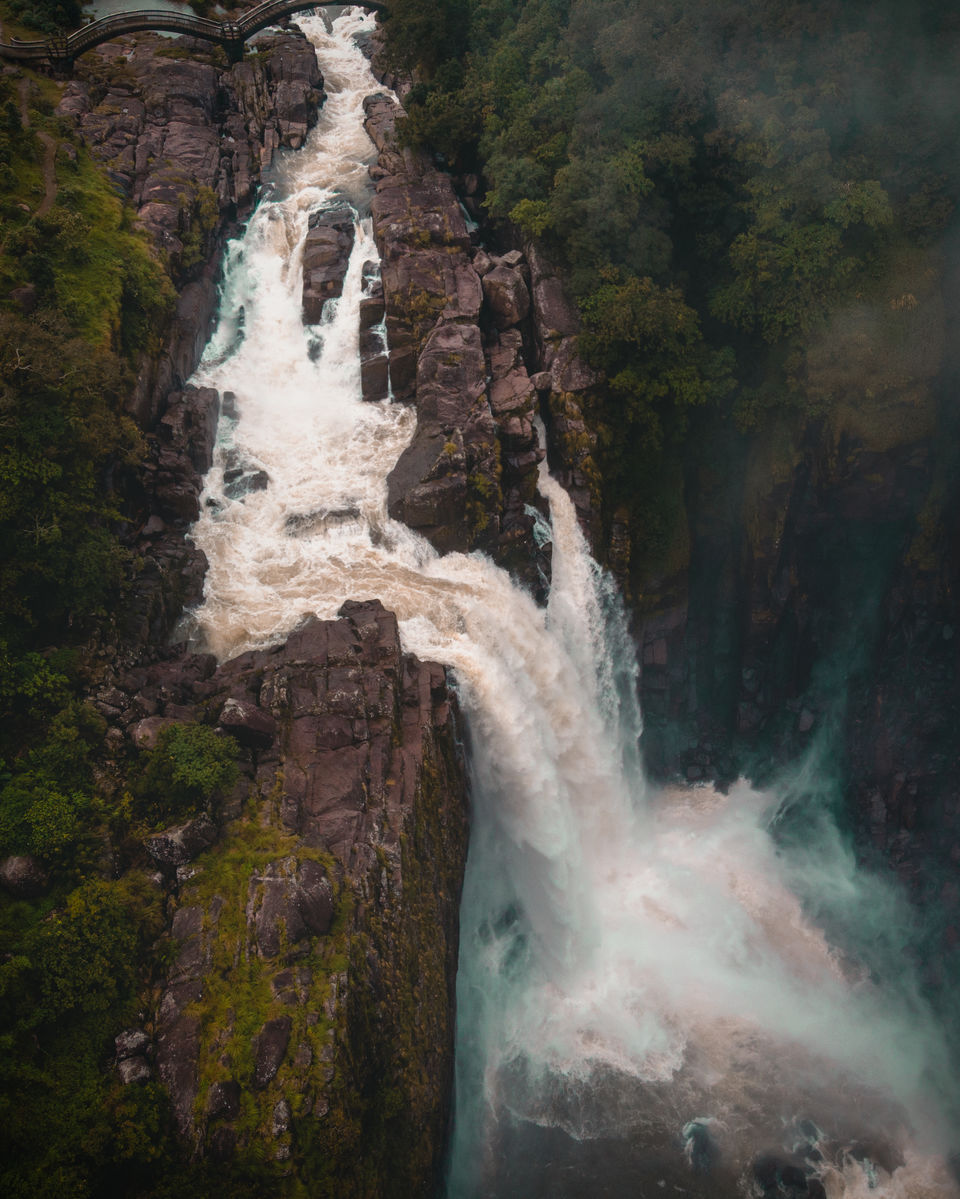 Photo of Weinia Falls, Nongkhnum Road, Meghalaya, India by Sayuj Suresh