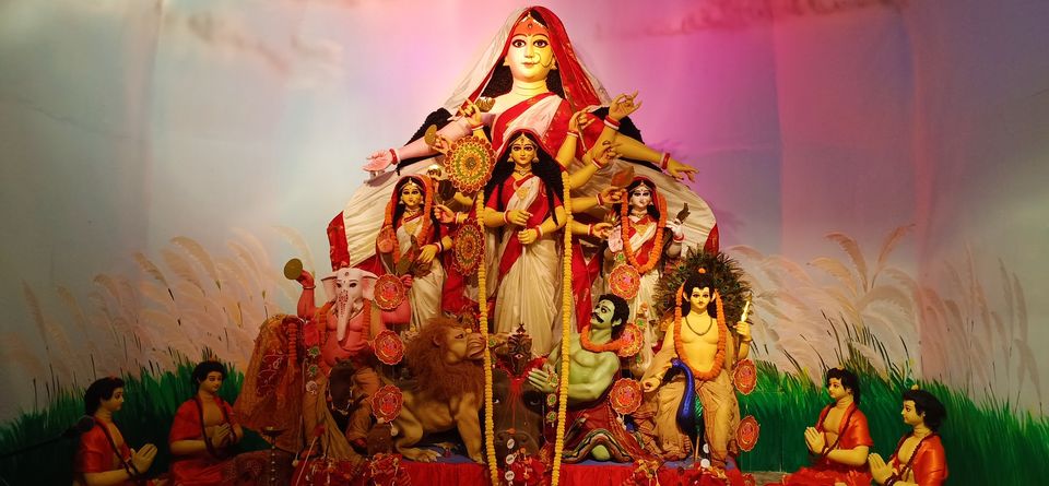 Photo of 8 Reasons Why you should strictly not travel to Kolkata during Durga Pujo!!! 8/24 by Wanderlust_Dr