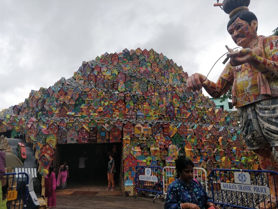 Photo of 8 Reasons Why you should strictly not travel to Kolkata during Durga Pujo!!! 4/24 by Wanderlust_Dr