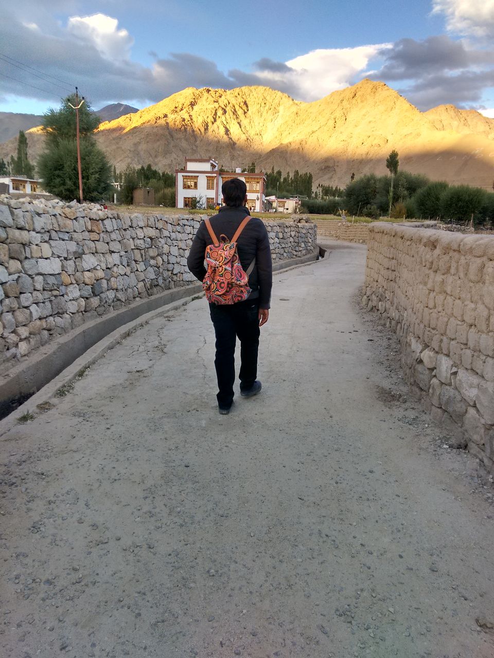 Photo of Hotels or homestays? What should you choose? 3/3 by Kirat S