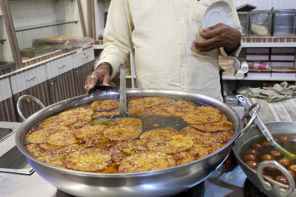 Photo of Pushkar Main Market, Main Market Road, Badi Basti, Pushkar, Rajasthan, India by Flexcia