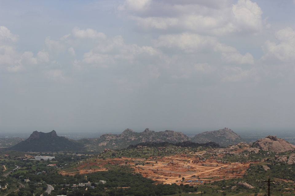 Photo of A day trip to Bhuvanagiri, the 2.5 billion years old batholith hill near Hyderabad by Apratim Kundu