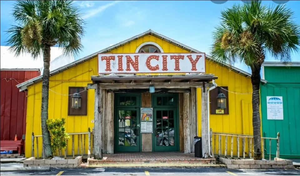Photo of Beautiful City On The Gulf Of Mexico - NAPLES,Florida by samayu shukla
