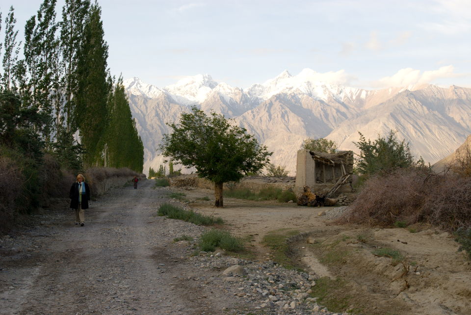 Photo of Motorcycling across Leh - Manali in 16 Days 6/6 by Helmet Stories