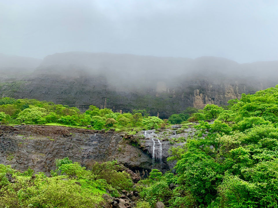 Photo of Lonavala Looks Stunning by jayanth reddy