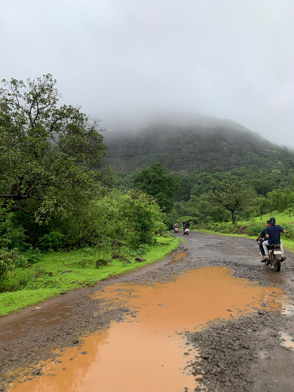 Photo of Lonavala Looks Stunning by jayanth reddy