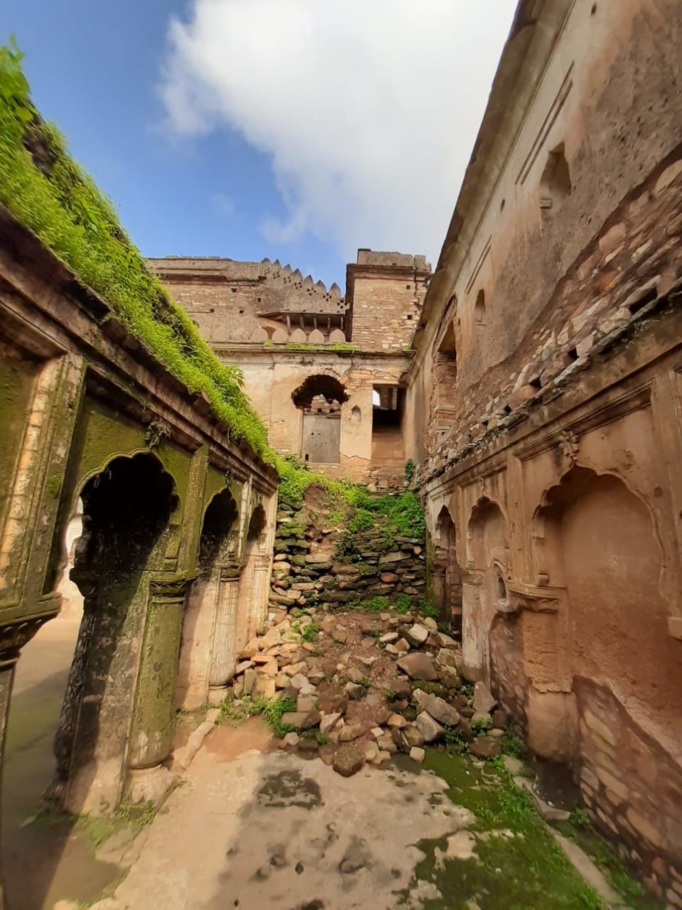 Photo of Kalinjar, Uttar Pradesh, India by Anusheel Prashant