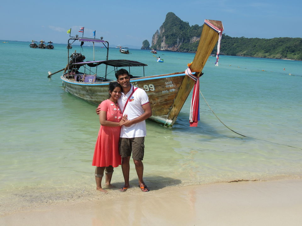 Photo of Ladies & Gentleman.. Thailand Diaries.! by Aju Thottungal