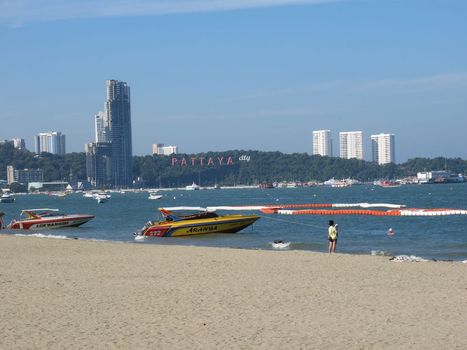 Photo of Pattaya, Bang Lamung District, Chon Buri, Thailand by Aju Thottungal