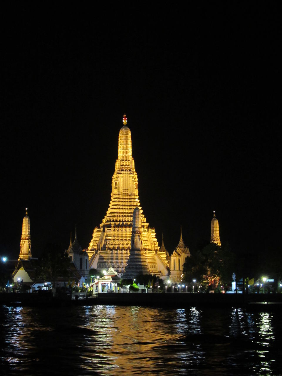 Photo of Ladies & Gentleman.. Thailand Diaries.! by Aju Thottungal