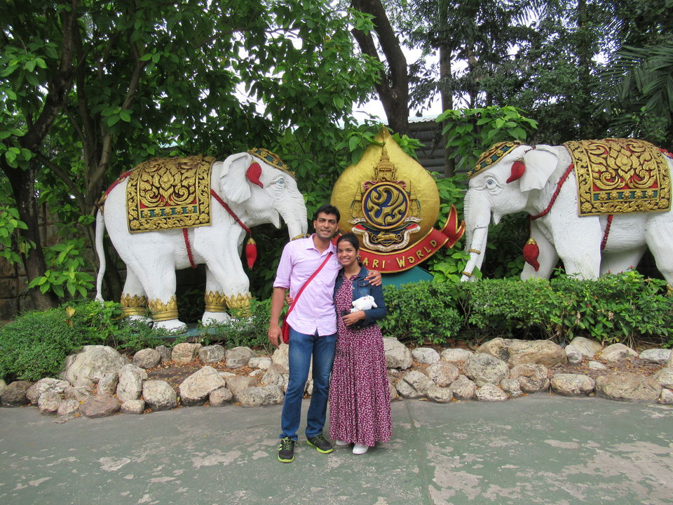 Photo of Ladies & Gentleman.. Thailand Diaries.! by Aju Thottungal