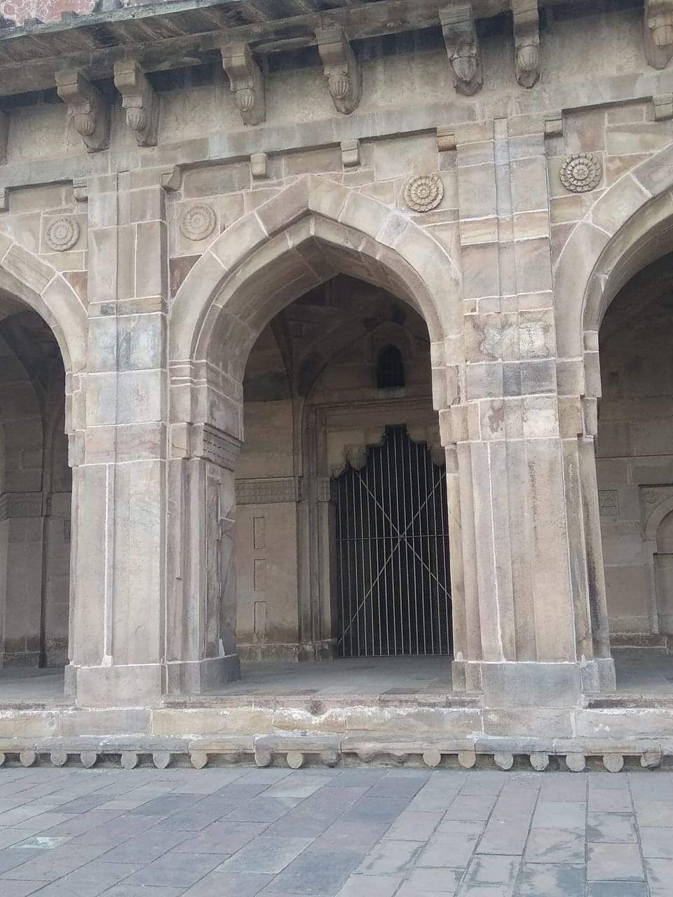 Photo of पत्थर के सनम by Amit Lokpriya