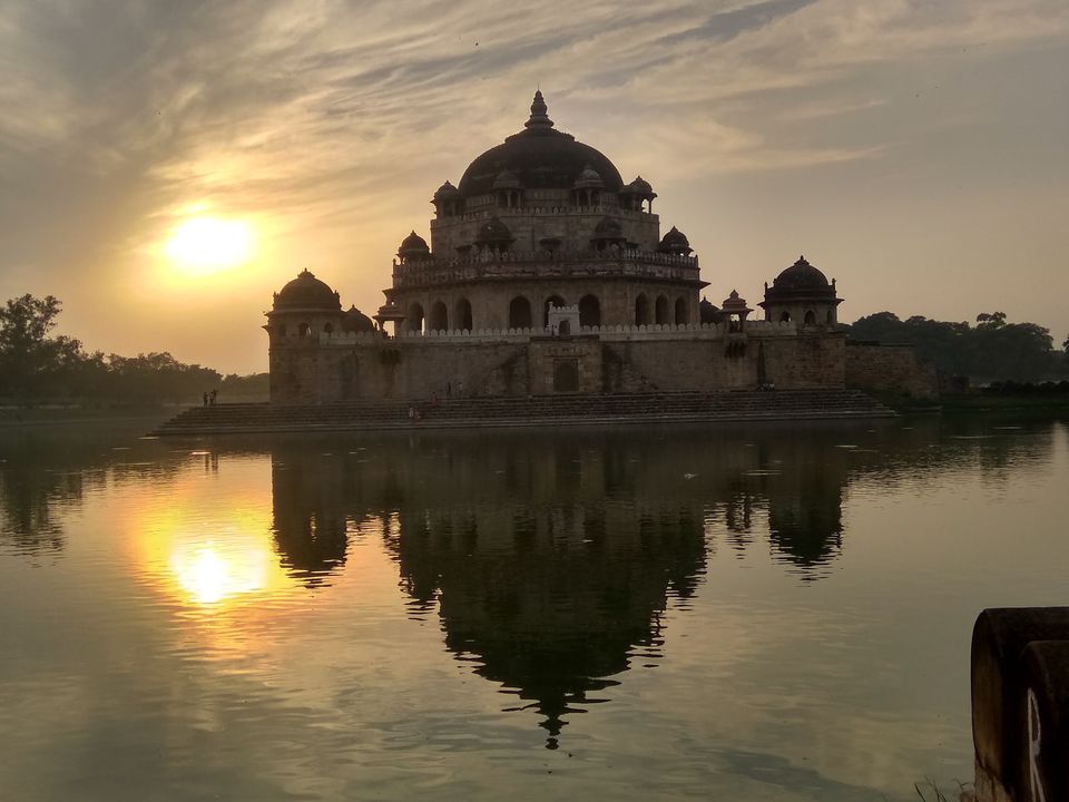 Photo of पत्थर के सनम by Amit Lokpriya