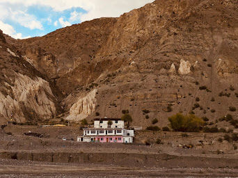Photo of 8 Days, 11 strangers, 1 traveller - Spiti Valley Trip- An Out Of The World experience of a Lifetime by Pooja Joshi