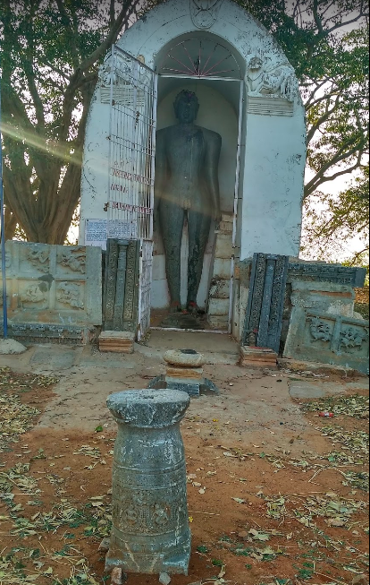 Photo of Basadi Hosakote Jain Temple K.R.S Back Water Mandya, B. Hosakote, Karnataka, India by spoorthi 