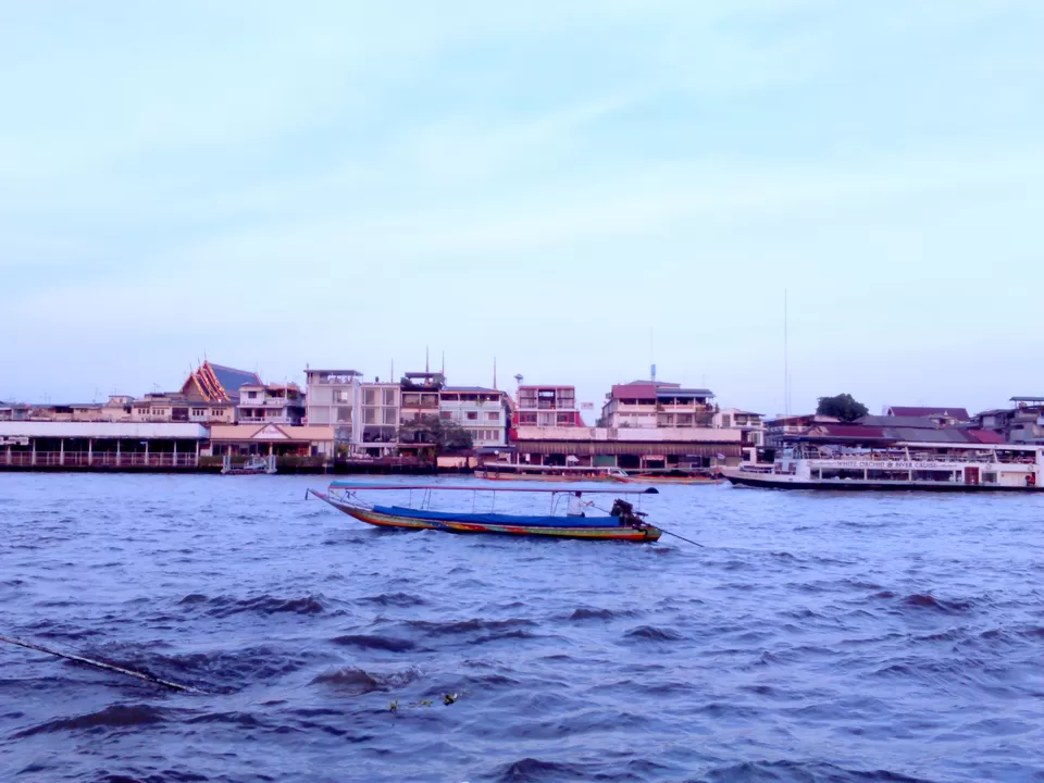 Photo of Chao Phraya River, Chao Phraya River, Thailand by Shreya Banerjee