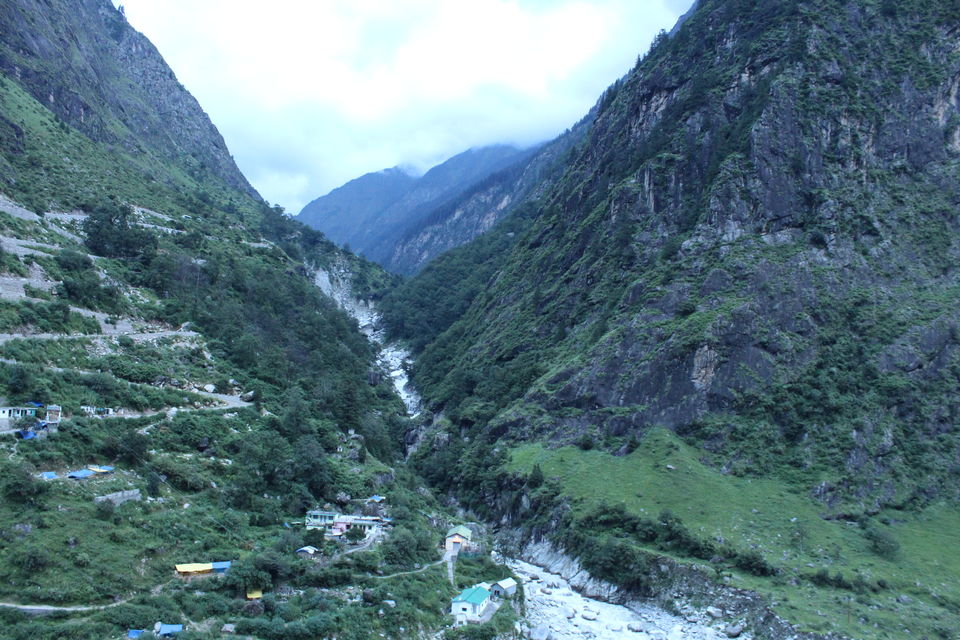 Photo of Hemkund Sahib and Valley of Flowers: Ideal Solo Trekking Destinations 1/14 by Baljinder Singh
