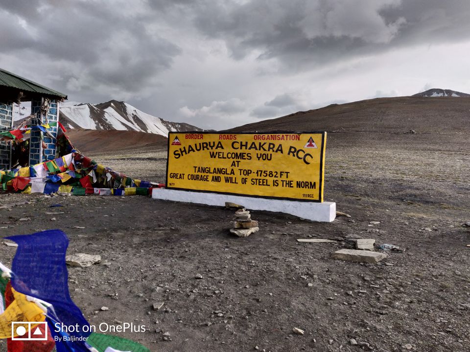 Photo of Manali to Leh - An Exceptional Bus Ride by Baljinder Singh