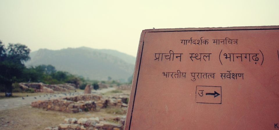 Photo of Bhangarh, Rajasthan, India by DJ Yadav