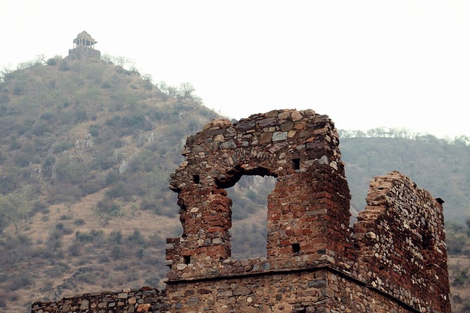 Photo of Bhangarh, Rajasthan, India by DJ Yadav