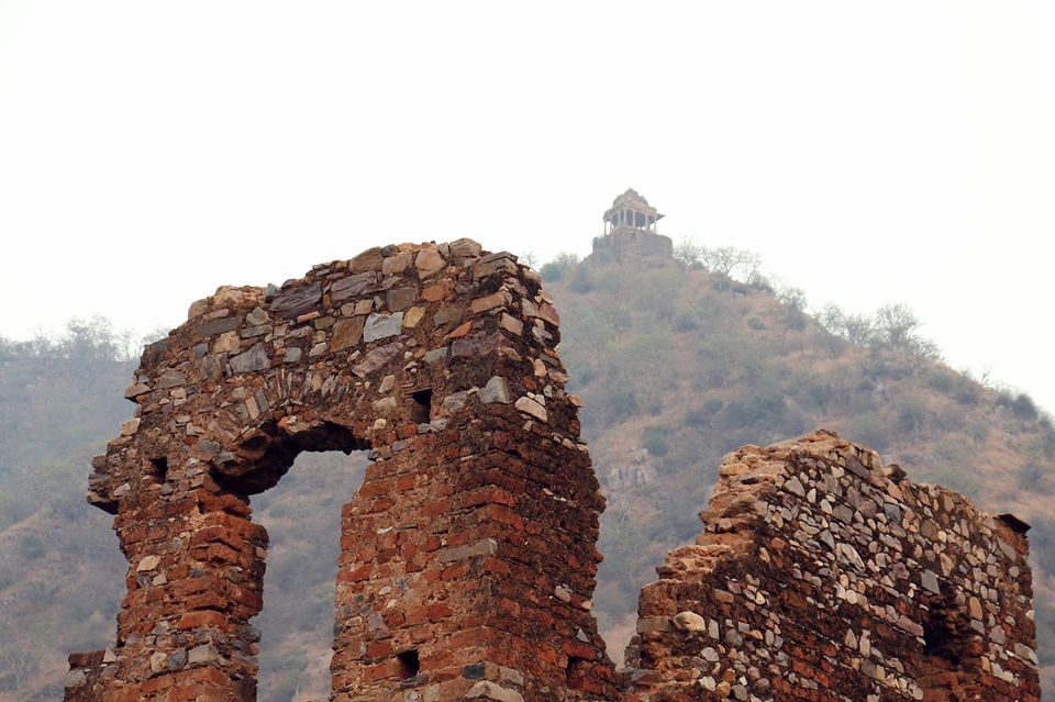 Photo of Bhangarh, Rajasthan, India by DJ Yadav