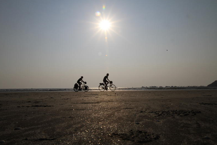 Photo of 10 Breathtaking Cycling Routes In India Everyone Must Explore 3/11 by Nikhil Das