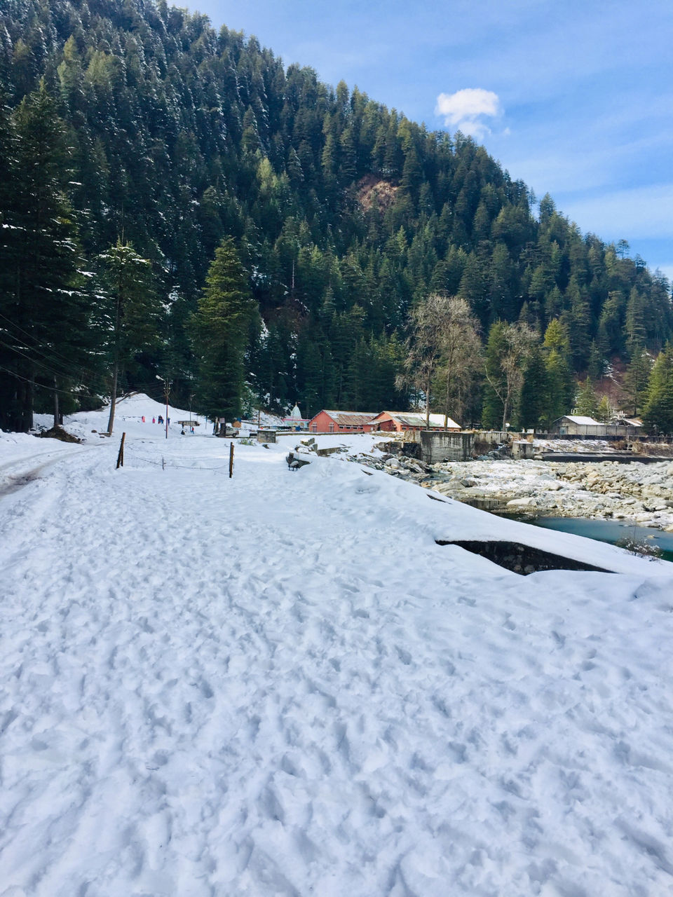 Photo of Barot Valley, Distt Mandi, Himachal Pradesh, India by Shuab Khan