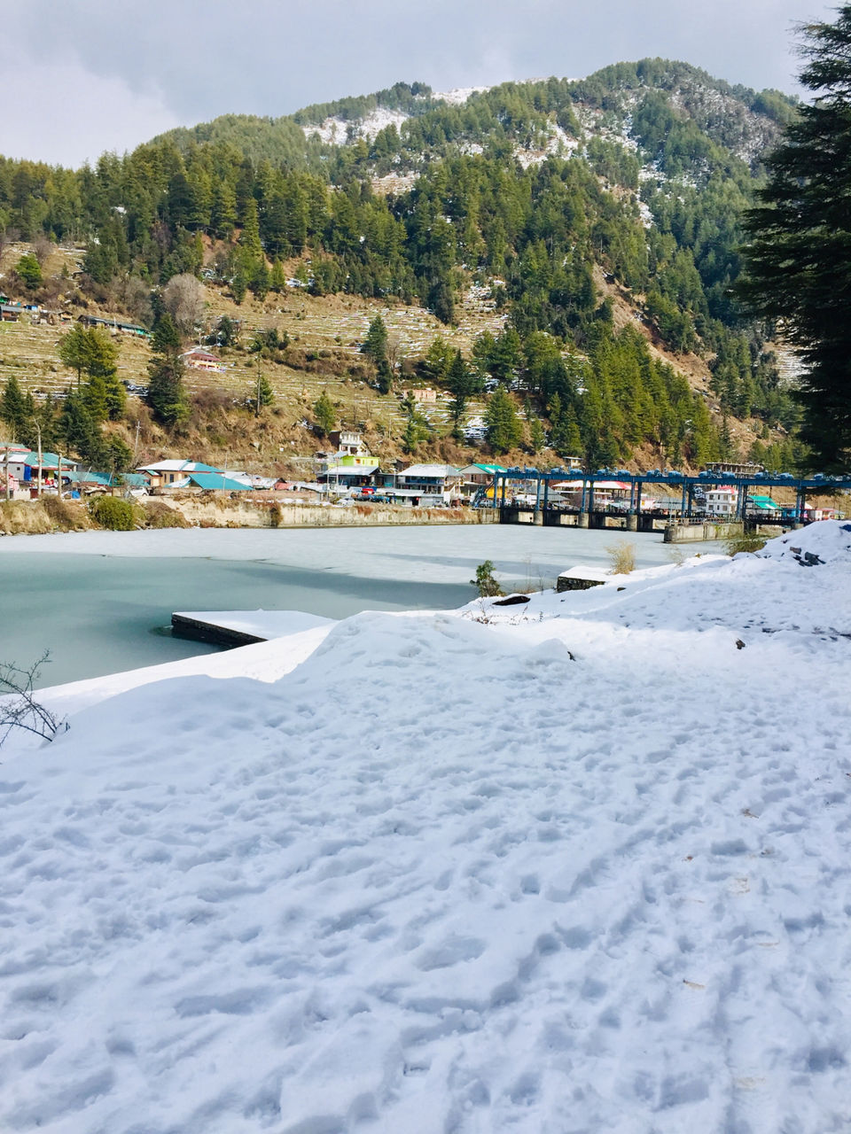 Photo of Barot Valley, Distt Mandi, Himachal Pradesh, India by Shuab Khan