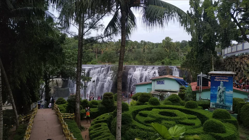 Photo of Tiruparapu, Tamil Nadu, India by Ukdc Jai