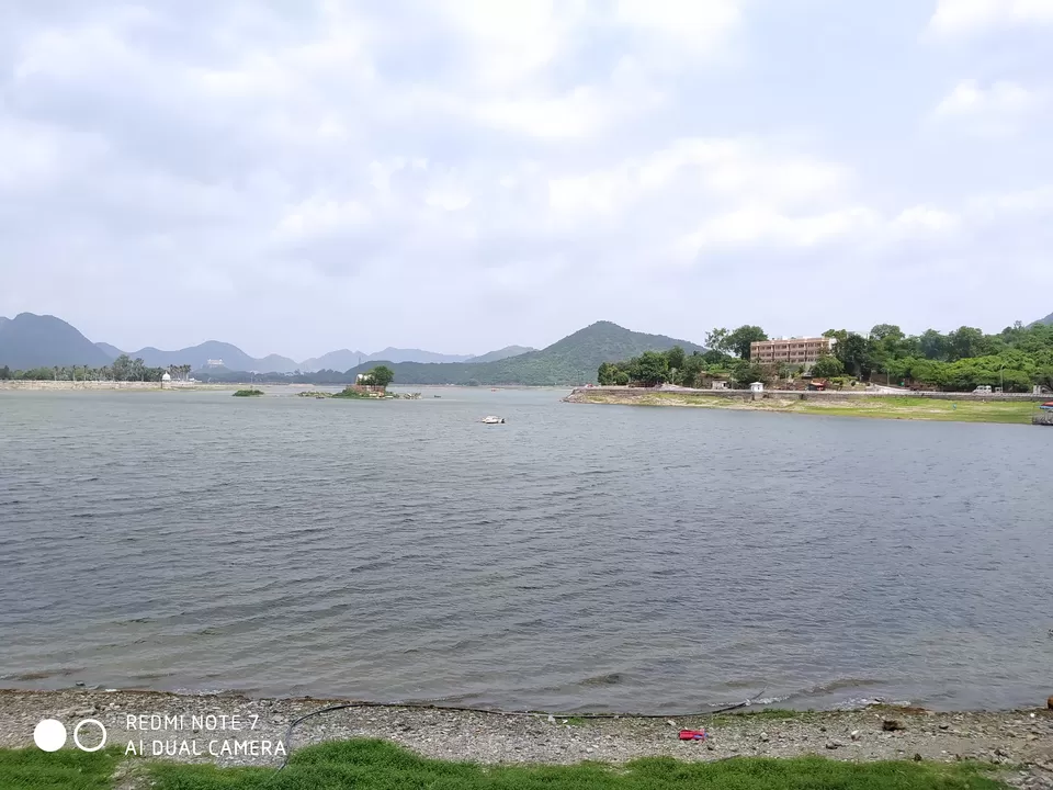 Photo of Fateh Sagar Lake, Udaipur, Rajasthan by Mustafa Rokaria